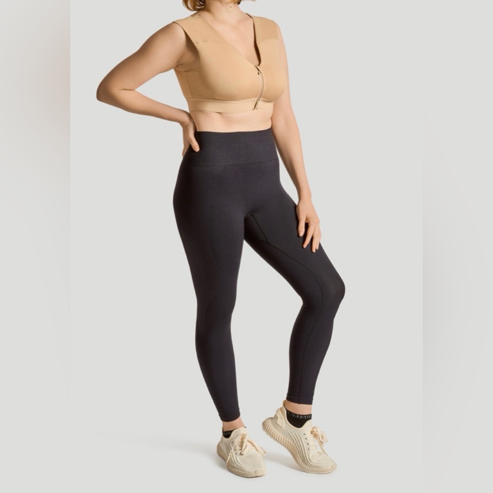Shoulder Support Bra W/ Zipper - Picture 4 of 5